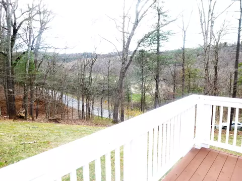 1106 Terrace Dr, Salem, VA 24153 photo 14