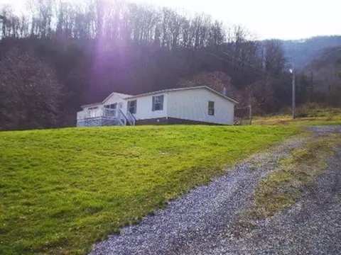 3108 Jamison Mountain Rd, Covington, VA 24426 photo 3