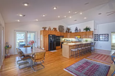 25 Lands End Rd, Penhook, VA 24137 photo 9