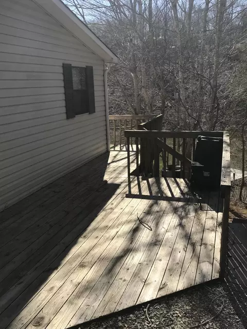 2321 Navigation Pt, Goodview, VA 24095 photo 4