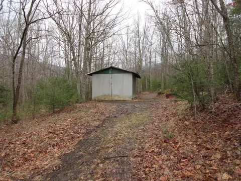 5915 Falls Rd, Covington, VA 24426 photo 16