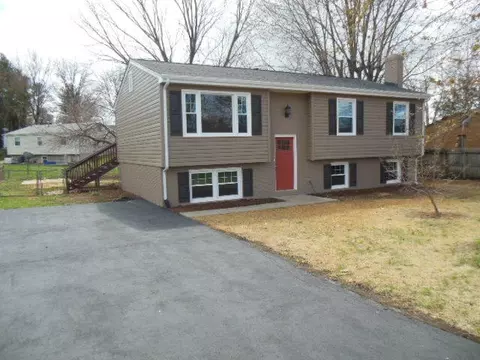 623 Two Tree Ln, Roanoke, VA 24019 photo 2