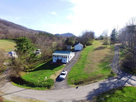 206 Bridge St S, Buchanan, VA 24066 photo 17