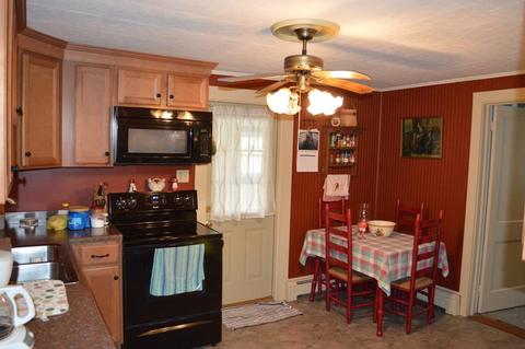 206 Bridge St S, Buchanan, VA 24066 photo 4