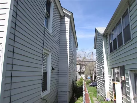 219 E Main St, Covington, VA 24426 photo 6