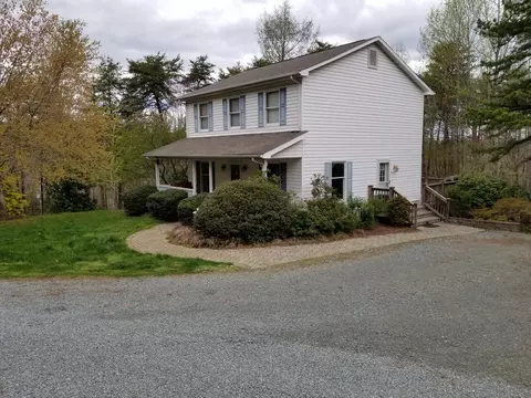 400 Old Mountain Rd, Penhook, VA 24137 photo 3