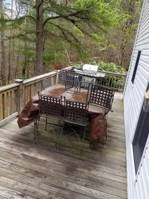 400 Old Mountain Rd, Penhook, VA 24137 photo 8