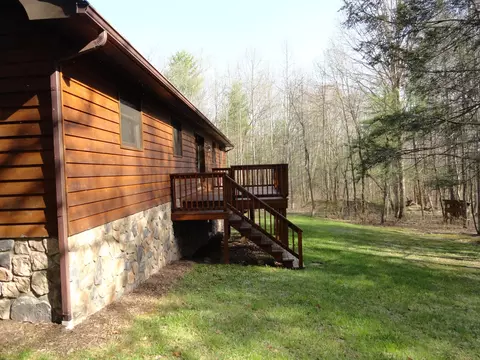 111 Laurel Dr, Covington, VA 24426 photo 6