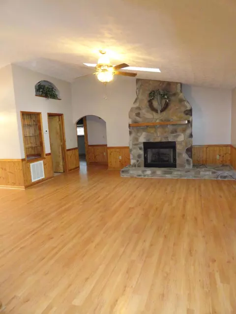 111 Laurel Dr, Covington, VA 24426 photo 13