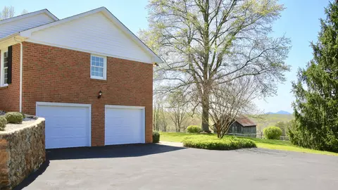 1229 Trails End Rd, Goodview, VA 24095 photo 13