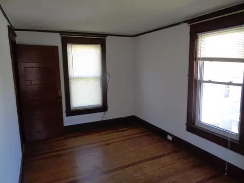 210 E Trout St, Covington, VA 24426 photo 12