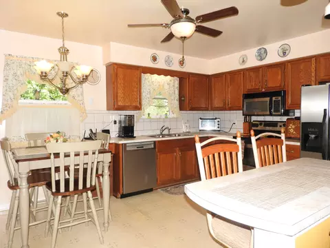 2370 Morgans Mill Rd, Goodview, VA 24095 photo 2