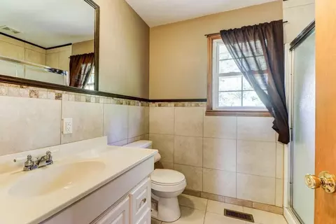 1597 Lipscomb Rd, Moneta, VA 24121 photo 11