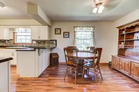 1597 Lipscomb Rd, Moneta, VA 24121 photo 5