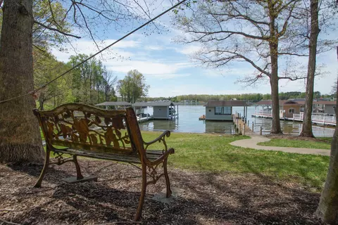 415 Cross Harbour Dr, Penhook, VA 24137 photo 15