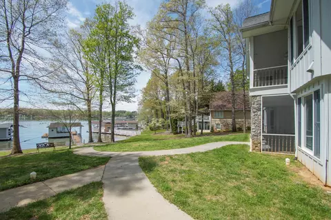 415 Cross Harbour Dr, Penhook, VA 24137 photo 12