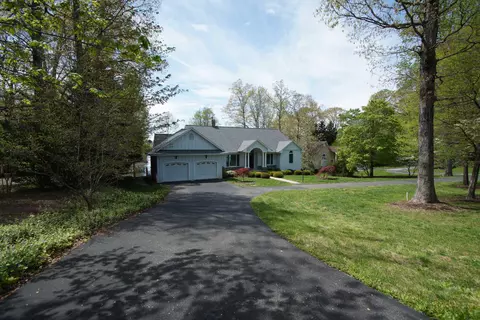 415 Cross Harbour Dr, Penhook, VA 24137 photo 6