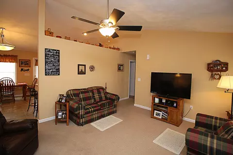 5014 Pine St NW, Roanoke, VA 24017 photo 3