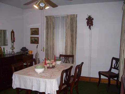 233 W Parrish St, Covington, VA 24426 photo 6