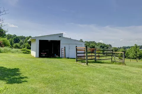 1415 Prophet Rd, Goode, VA 24556 photo 29