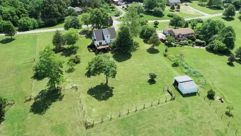 1415 Prophet Rd, Goode, VA 24556 photo 14