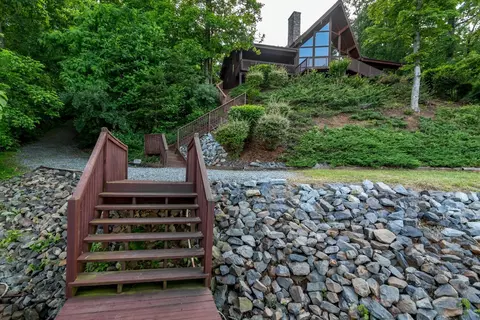 977 Juniper Rd, Hardy, VA 24101 photo 5
