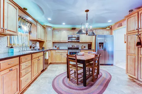 202 Cascade Dr, Vinton, VA 24179 photo 7