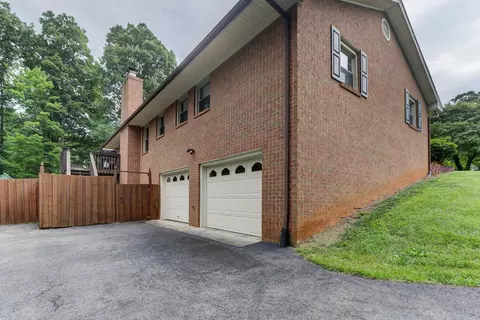 202 Cascade Dr, Vinton, VA 24179 photo 26