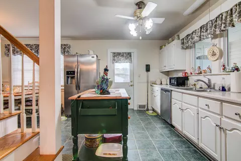45 Walnut St, Rocky Mount, VA 24151 photo 14