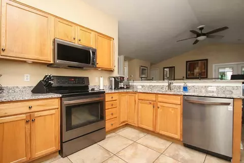4635 Rosecrest Rd, Roanoke, VA 24018 photo 8