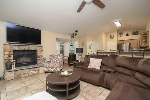 4635 Rosecrest Rd, Roanoke, VA 24018 photo 4