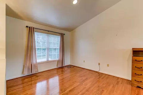 1632 Meadows Rd, Vinton, VA 24179 photo 3