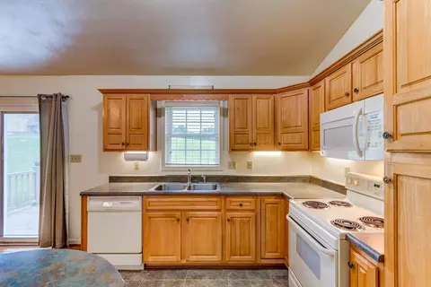 1632 Meadows Rd, Vinton, VA 24179 photo 12