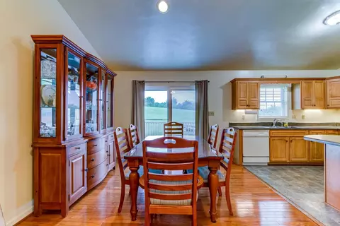 1632 Meadows Rd, Vinton, VA 24179 photo 5