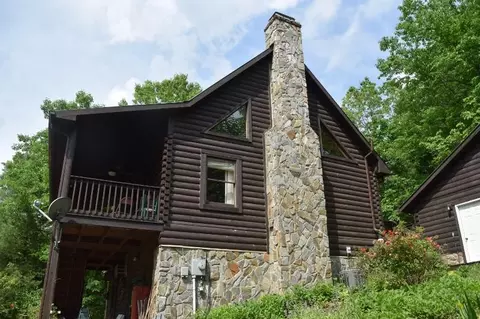 362 Howell Bottom Ln, Stuart, VA 24171 photo 9
