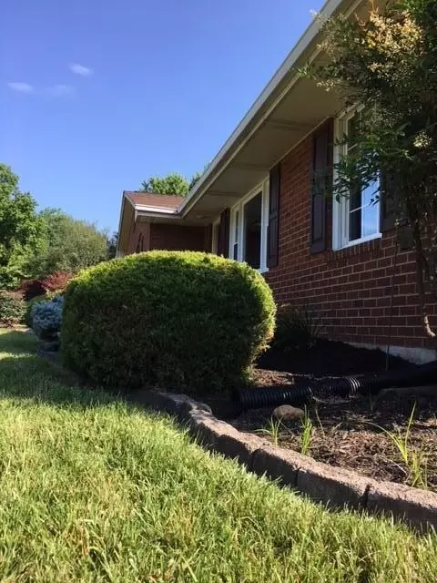 2000 Millstream Dr, Salem, VA 24153 photo 9