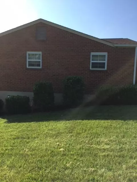 2000 Millstream Dr, Salem, VA 24153 photo 5