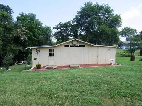 480 Ken Ln, Ridgeway, VA 24148 photo 32