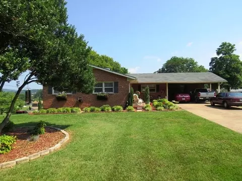 480 Ken Ln, Ridgeway, VA 24148 photo 1