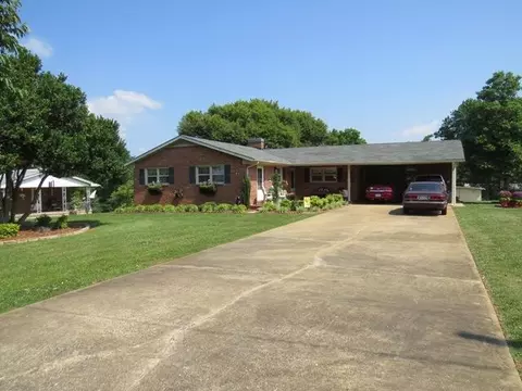 480 Ken Ln, Ridgeway, VA 24148 photo 3