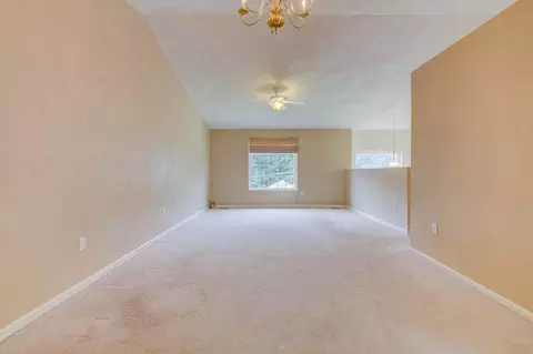 4249 Daugherty Rd, Salem, VA 24153 photo 4