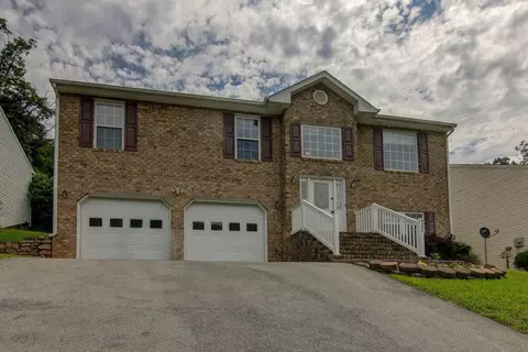 4249 Daugherty Rd, Salem, VA 24153 photo 1