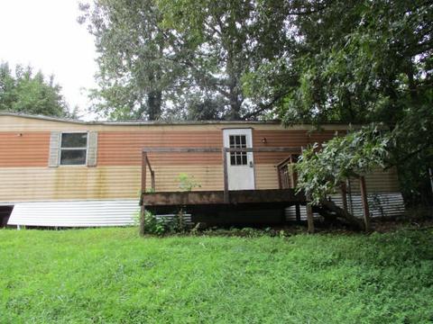 312 Ridgelake Rd, Goodview, VA 24095 photo 2