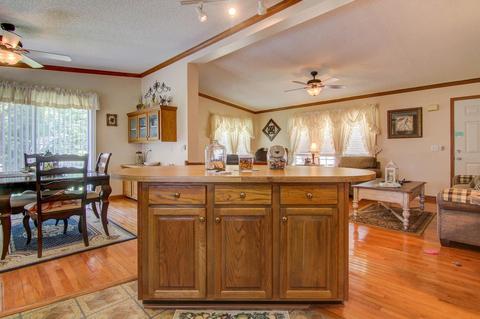 3762 Spradlin Rd, Goodview, VA 24095 photo 13