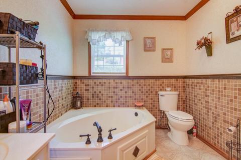 3762 Spradlin Rd, Goodview, VA 24095 photo 20