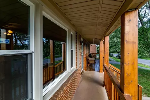 3233 Forest Park Blvd NW, Roanoke, VA 24017 photo 4