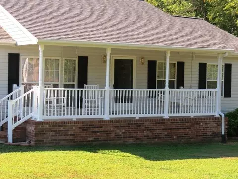 215 Rea Rd, Ridgeway, VA 24148 photo 4