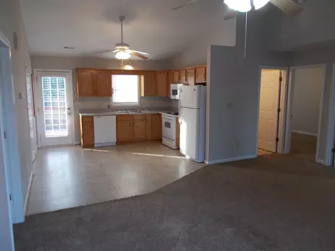 1611 Eddy Ave, Salem, VA 24153 photo 3