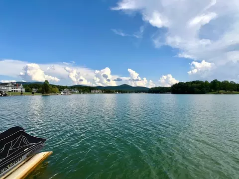 255 Sconset Dr, Penhook, VA 24137 photo 76