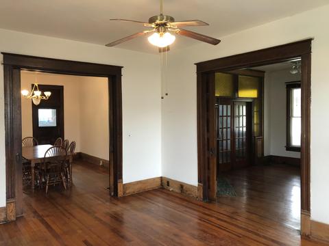 230 E Hawthorne St, Covington, VA 24426 photo 9